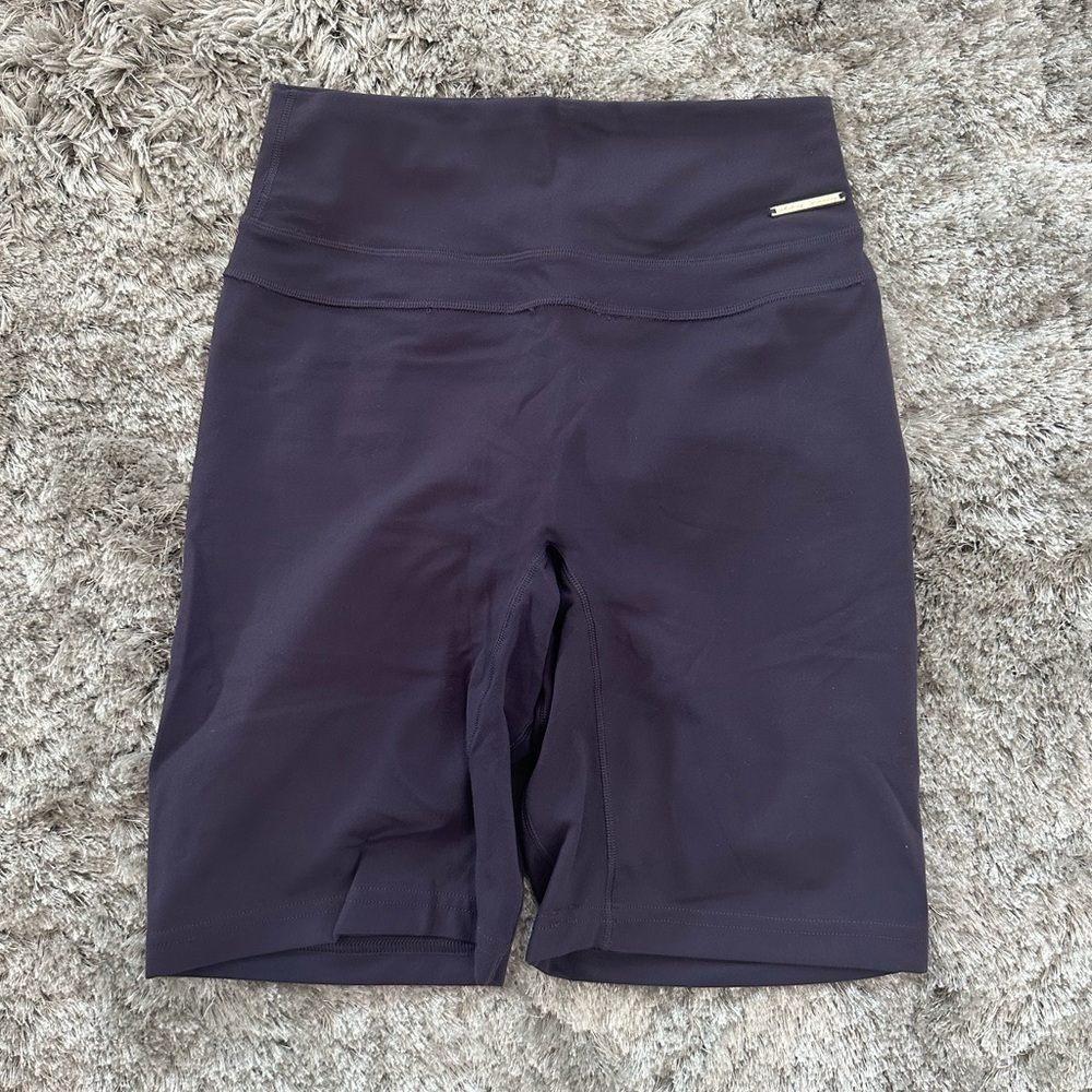 Gymshark Whitney Simmons cycling shorts. Size small. 7inc…
